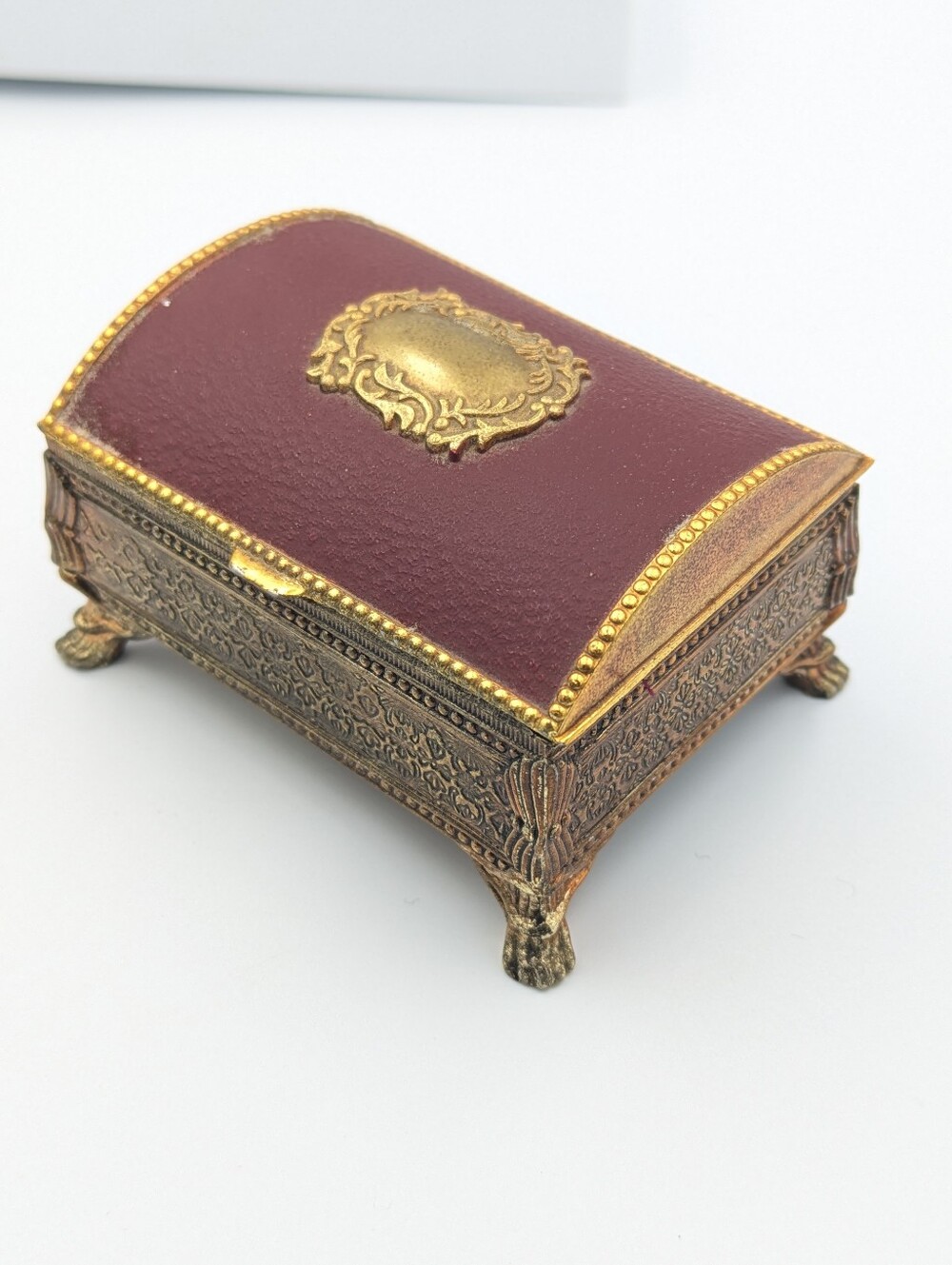 Vintage Arrow Jewelry Trinket Box Velvet Lined Treasure Chest Marked Vanity